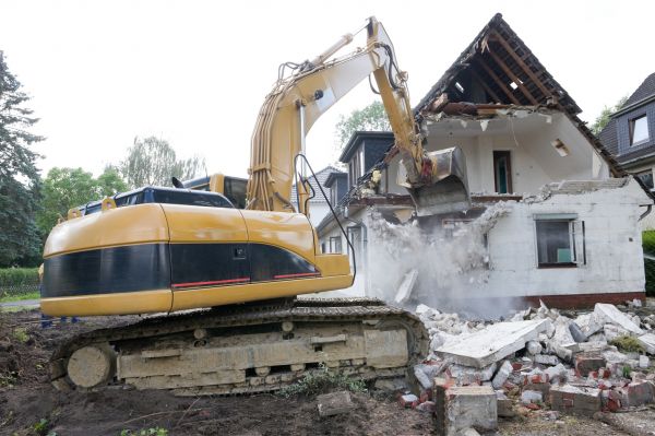 Home Demolition Service in Cincinnati